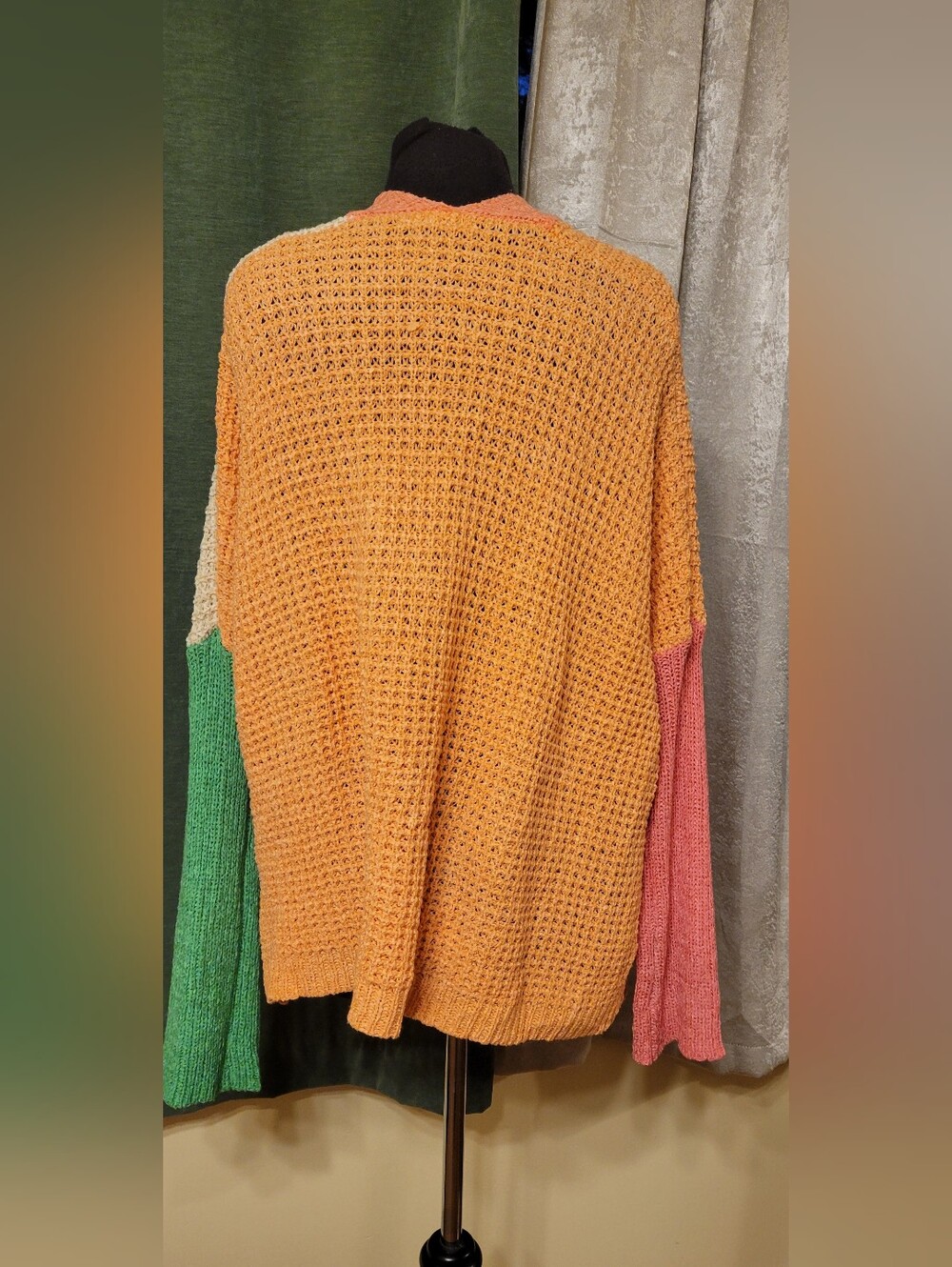 Colorblock Knit Button-Up Cardigan Sweater - Multicolor - Picture 6 of 7